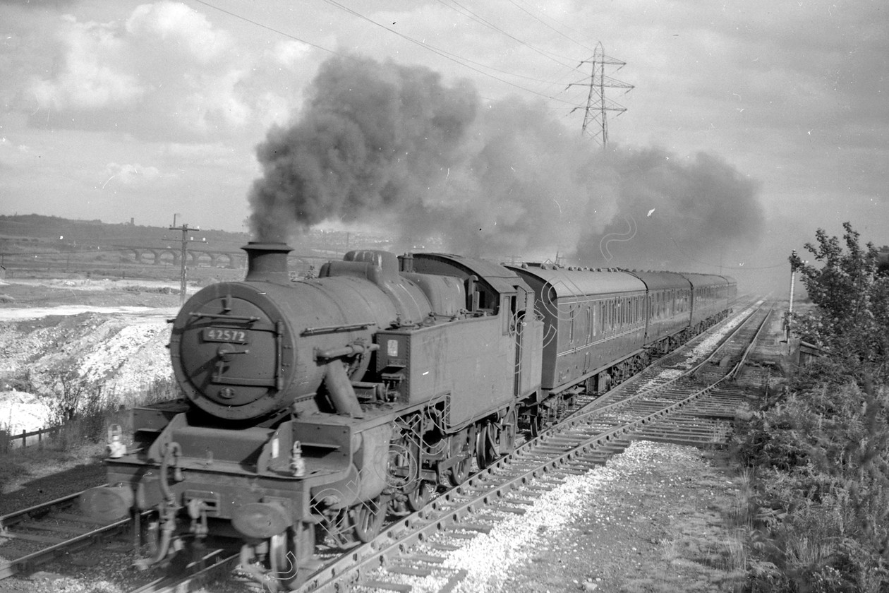 WD1067 
 ENGINE CLASS: 2-6-4 Tanks ENGINE NUMBER: 42572 LOCATION: Clifton DATE: 08 September 1961 COMMENTS: 
 Keywords: 08 September 1961, 2-6-4 Tanks, 42572, Clifton, Cooperline, Steam, WD Cooper, locomotives, railway photography, trains