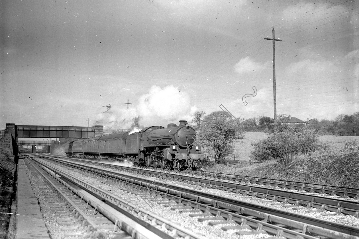 WD2718 
 ENGINE CLASS: L.N.E.R. ENGINE NUMBER: 61319 LOCATION: Walkden troughs DATE: 20 April 1961 COMMENTS: 
 Keywords: 20 April 1961, 61319, Cooperline, L.N.E.R., Steam, WD Cooper, Walkden Troughs, locomotives, railway photography, trains