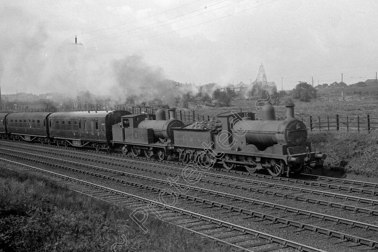 WD0818 
 ENGINE CLASS: Lancashire and Yorkshire ENGINE NUMBER: 12296 LOCATION: Moorside DATE: 26 June 1941 COMMENTS: 
 Keywords: 12296, 26 June 1941, Cooperline, Lancashire and Yorkshire, Moorside, Steam, WD Cooper, locomotives, railway photography, trains