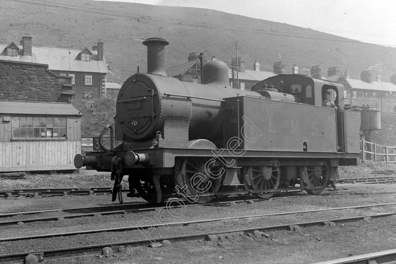 WD1357 
 ENGINE CLASS: 0-6-0 Tanks (Jinty) ENGINE NUMBER: 7408 LOCATION: Longsight DATE: COMMENTS: 
 Keywords: 0-6-0 Tanks (Jinty), 7408, Cooperline, Longsight, Steam, WD Cooper, locomotives, railway photography, trains