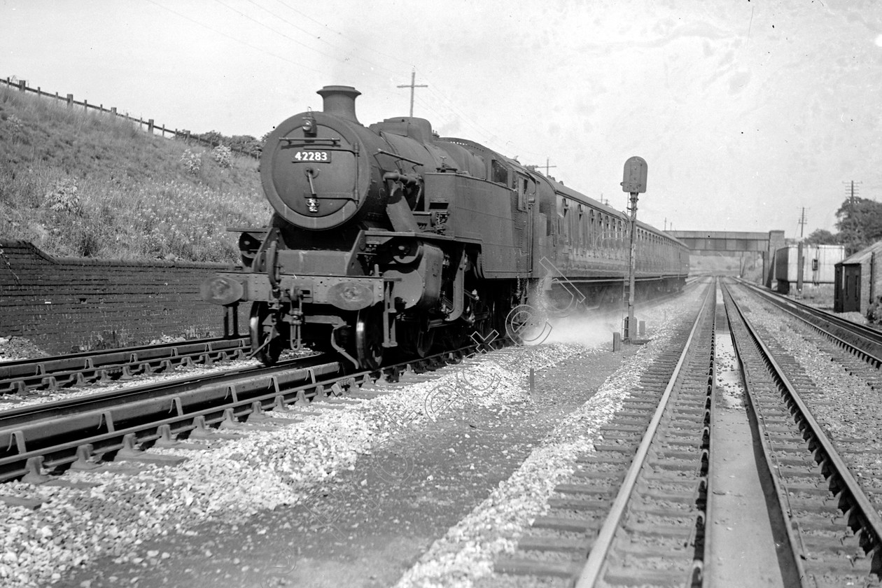 WD1021 
 ENGINE CLASS: 2-6-4 Tanks ENGINE NUMBER: 42283 LOCATION: Walkden Troughs DATE: COMMENTS: 
 Keywords: 2-6-4 Tanks, 42283, Cooperline, Steam, WD Cooper, Walkden Troughs, locomotives, railway photography, trains