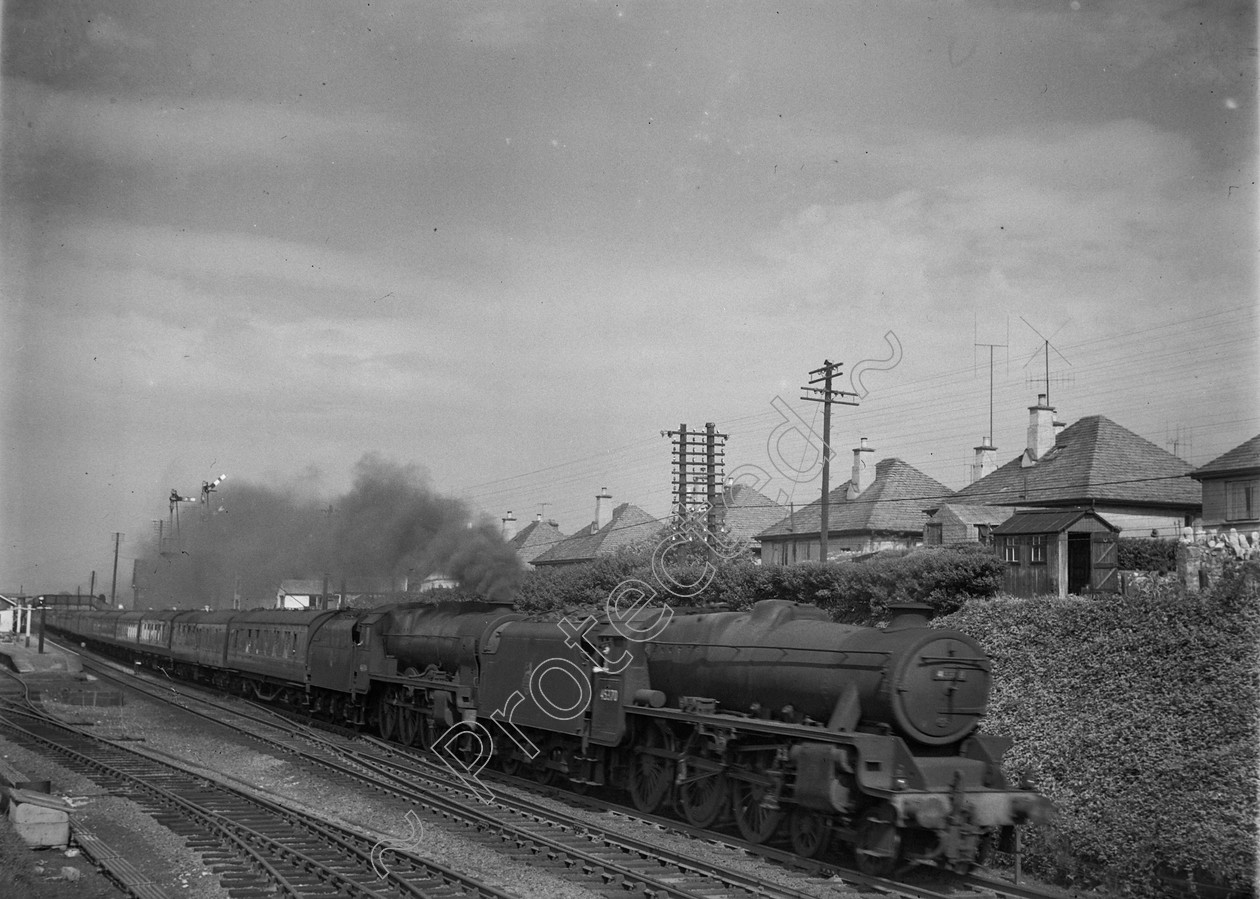 WDDH0963 
 ENGINE CLASS: Double Headed ENGINE NUMBER: LOCATION: DATE: COMMENTS: 
 Keywords: Cooperline, Double Headed, Steam, WD Cooper, locomotives, railway photography, trains