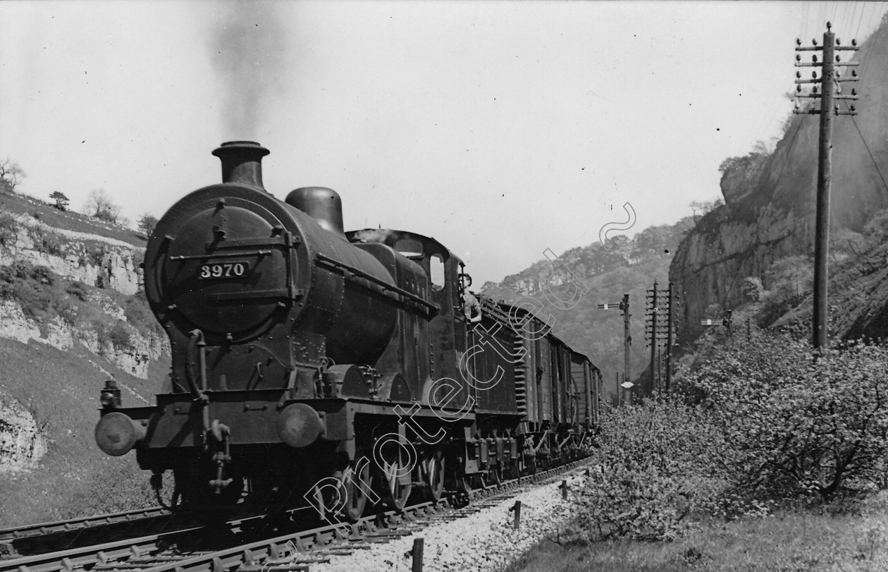 WD0710 
 ENGINE CLASS: Class 4 0-6-0 ENGINE NUMBER: 3970 LOCATION: Cheedale DATE: 00.05.1948 COMMENTS: 
 Keywords: 00.05.1948, 3970, Cheedale, Class 4 0-6-0, Cooperline, Steam, WD Cooper, locomotives, railway photography, trains