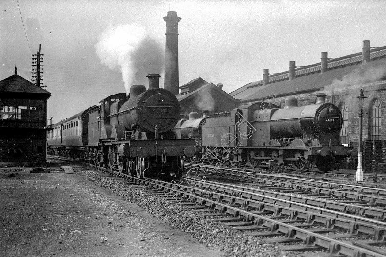 WD0532 
 ENGINE CLASS: Midland Compounds ENGINE NUMBER: 41107 LOCATION: Hellifield DATE: COMMENTS: 
 Keywords: 41107, Cooperline, Hellifield, Midland Compounds, Steam, WD Cooper, locomotives, railway photography, trains