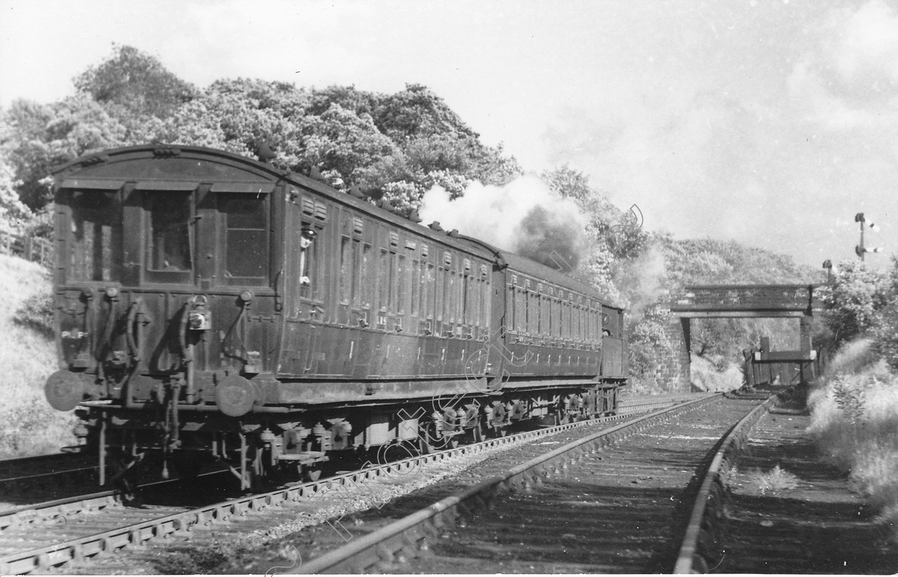 WD0936 
 ENGINE CLASS: L.N.W.R. ENGINE NUMBER: 7789 LOCATION: Roe Green DATE: 10 June 1947 COMMENTS: 
 Keywords: 10 June 1947, 7789, Cooperline, L.N.W.R., Roe Green, Steam, WD Cooper, locomotives, railway photography, trains