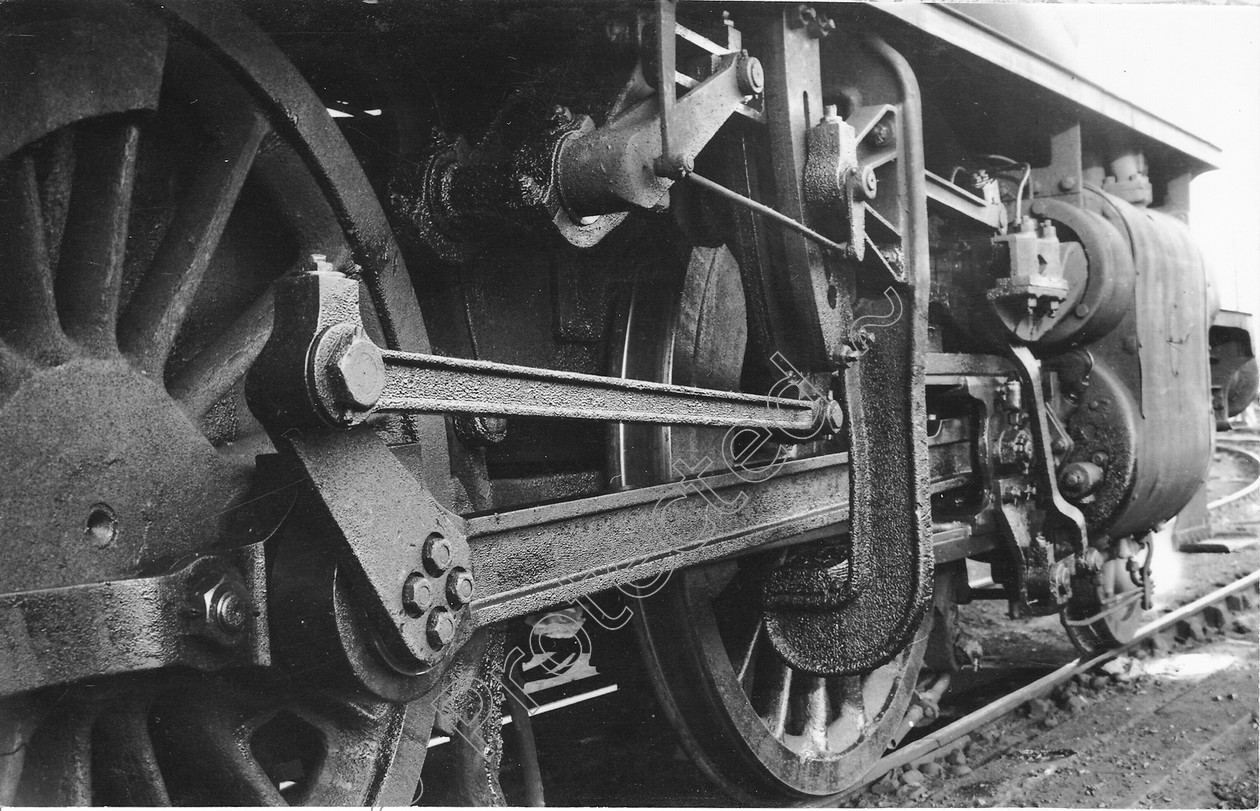 WD0682 
 ENGINE CLASS: Moguls 2-6-0 ENGINE NUMBER: 42973 LOCATION: DATE: 10 September 1959 COMMENTS: 
 Keywords: 10 September 1959, 42973, Cooperline, Moguls 2-6-0, Steam, WD Cooper, locomotives, railway photography, trains