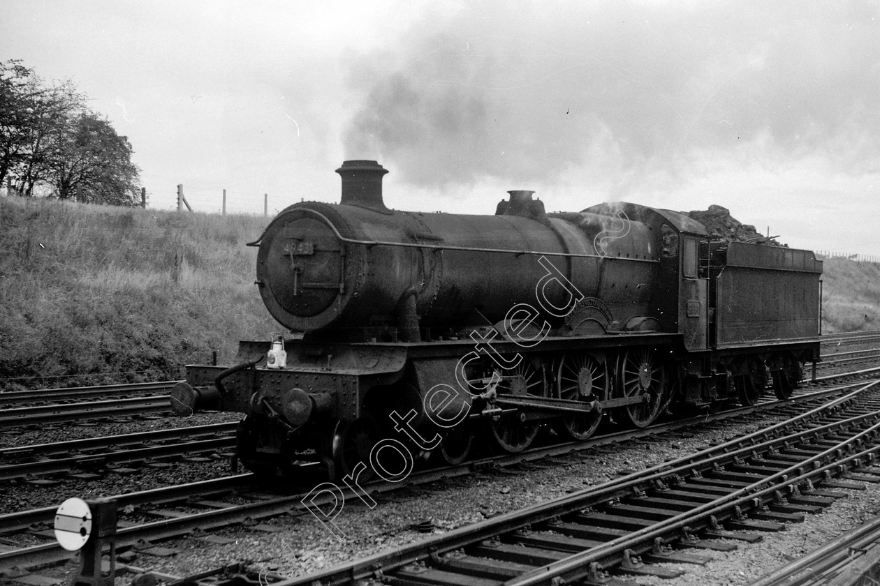 WD2813 
 ENGINE CLASS: GWR ENGINE NUMBER: 4943 LOCATION: near Chester DATE: 19 October 1963 COMMENTS: 
 Keywords: 19 October 1963, 4943, Cooperline, GWR, Near Chester, Steam, WD Cooper, locomotives, railway photography, trains