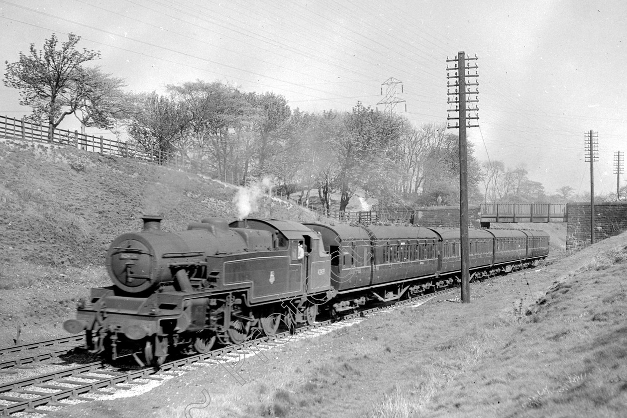 WD1048 
 ENGINE CLASS: 2-6-4 Tanks ENGINE NUMBER: 42439 LOCATION: Clifton DATE: 00.05.1950 COMMENTS: 
 Keywords: 00.05.1950, 2-6-4 Tanks, 42439, Clifton, Cooperline, Steam, WD Cooper, locomotives, railway photography, trains