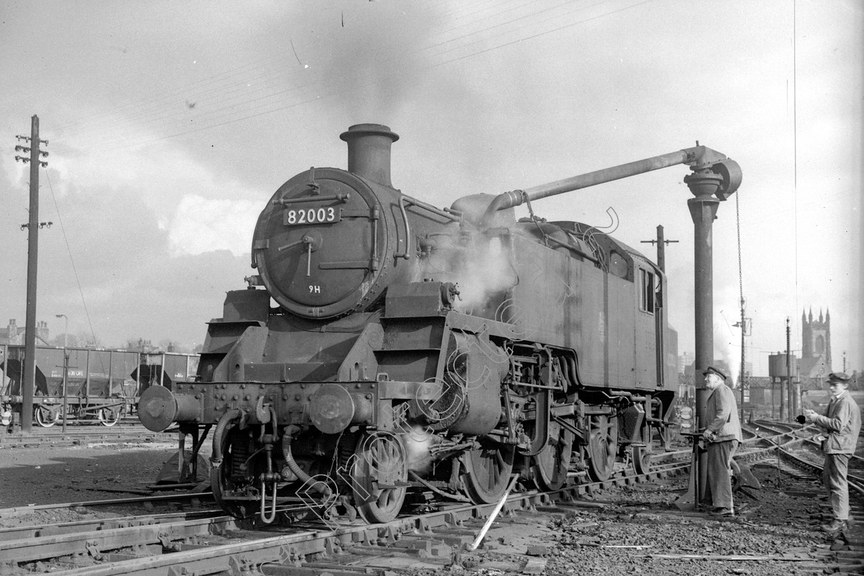 WD0983 
 ENGINE CLASS: MISC ENGINE NUMBER: 82003 LOCATION: Patricroft DATE: 16 December 1966 COMMENTS: 
 Keywords: 16 December 1966, 82003, Cooperline, MISC, Patricroft, Steam, WD Cooper, locomotives, railway photography, trains