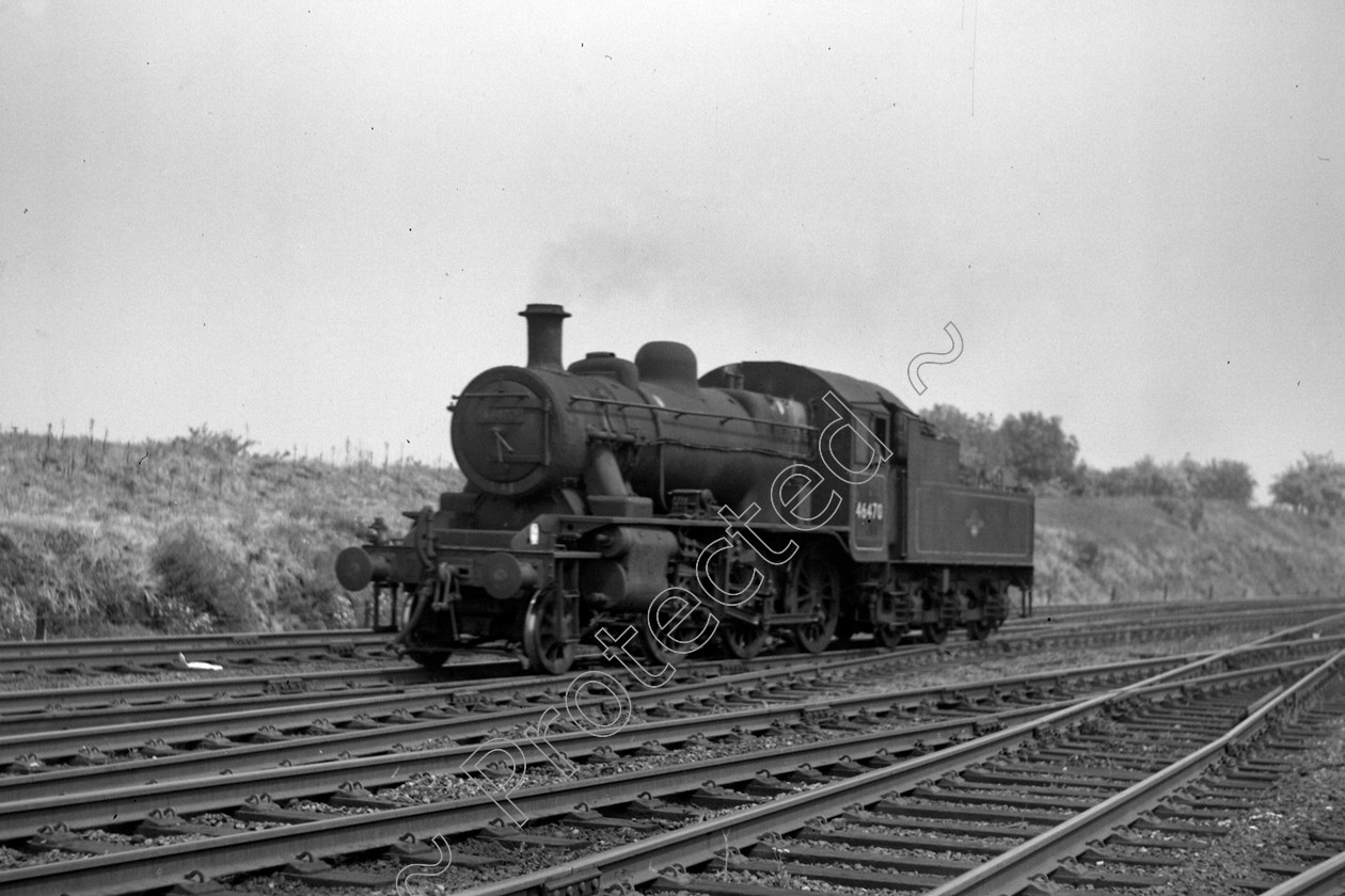 WD0878 
 ENGINE CLASS: Ivatt 6400 & 3000 ENGINE NUMBER: 46470 LOCATION: Chester DATE: 27 May 1964 COMMENTS: 
 Keywords: 27 May 1964, 46470, Chester, Cooperline, Ivatt 6400 & 3000, Steam, WD Cooper, locomotives, railway photography, trains