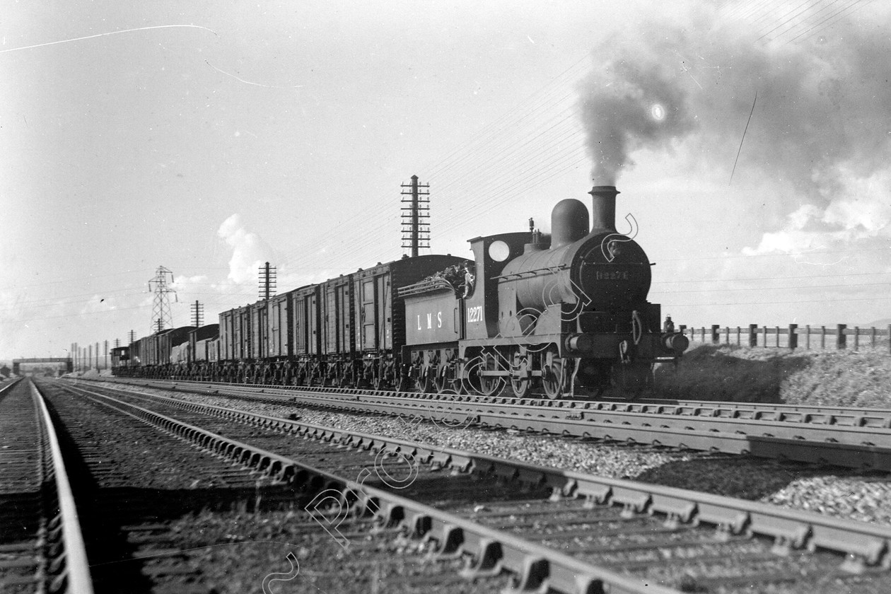 WD0852 
 ENGINE CLASS: Lancashire and Yorkshire ENGINE NUMBER: 12271 LOCATION: Golborne DATE: 09 July 1942 COMMENTS: 
 Keywords: 09 July 1942, 12271, Cooperline, Golborne, Lancashire and Yorkshire, Steam, WD Cooper, locomotives, railway photography, trains