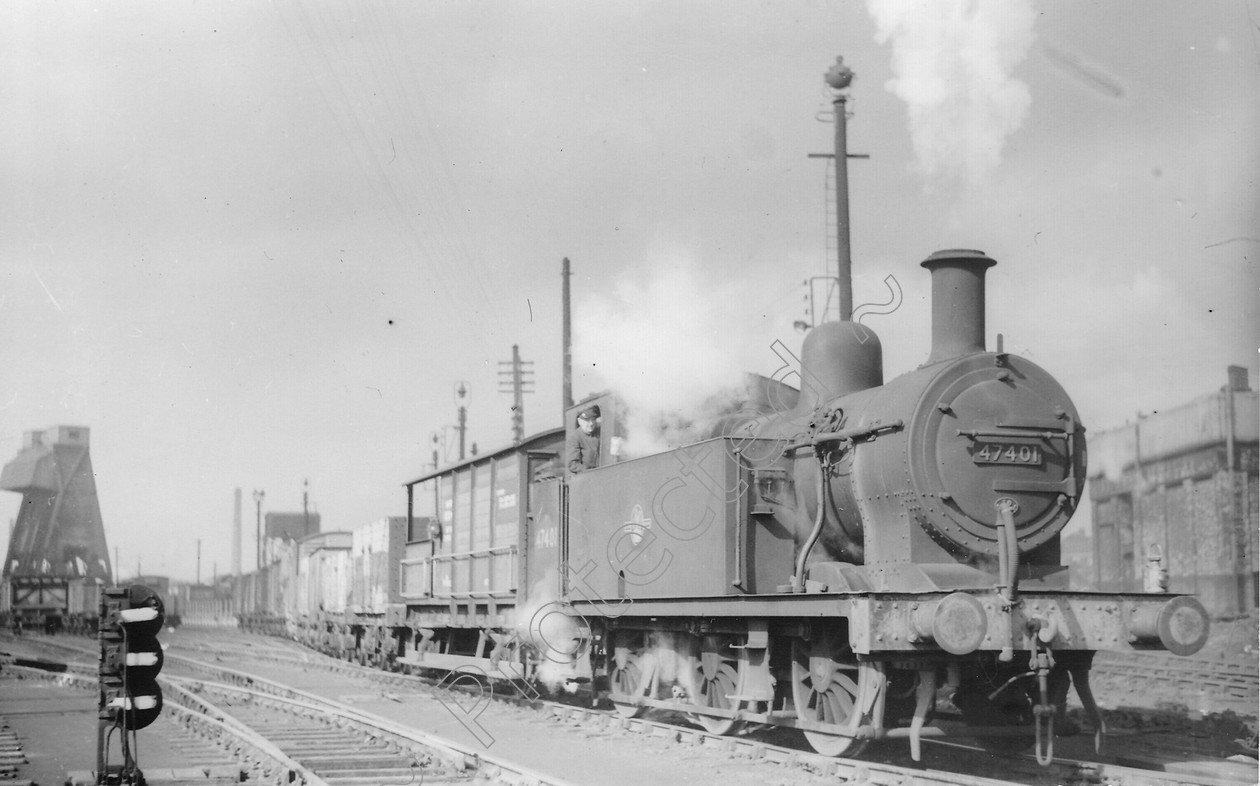 WD1354 
 ENGINE CLASS: 0-6-0 Tanks (Jinty) ENGINE NUMBER: 47401 LOCATION: Patricroft DATE: 30 March 1959 COMMENTS: 
 Keywords: 0-6-0 Tanks (Jinty), 30 March 1959, 47401, Cooperline, Patricroft, Steam, WD Cooper, locomotives, railway photography, trains