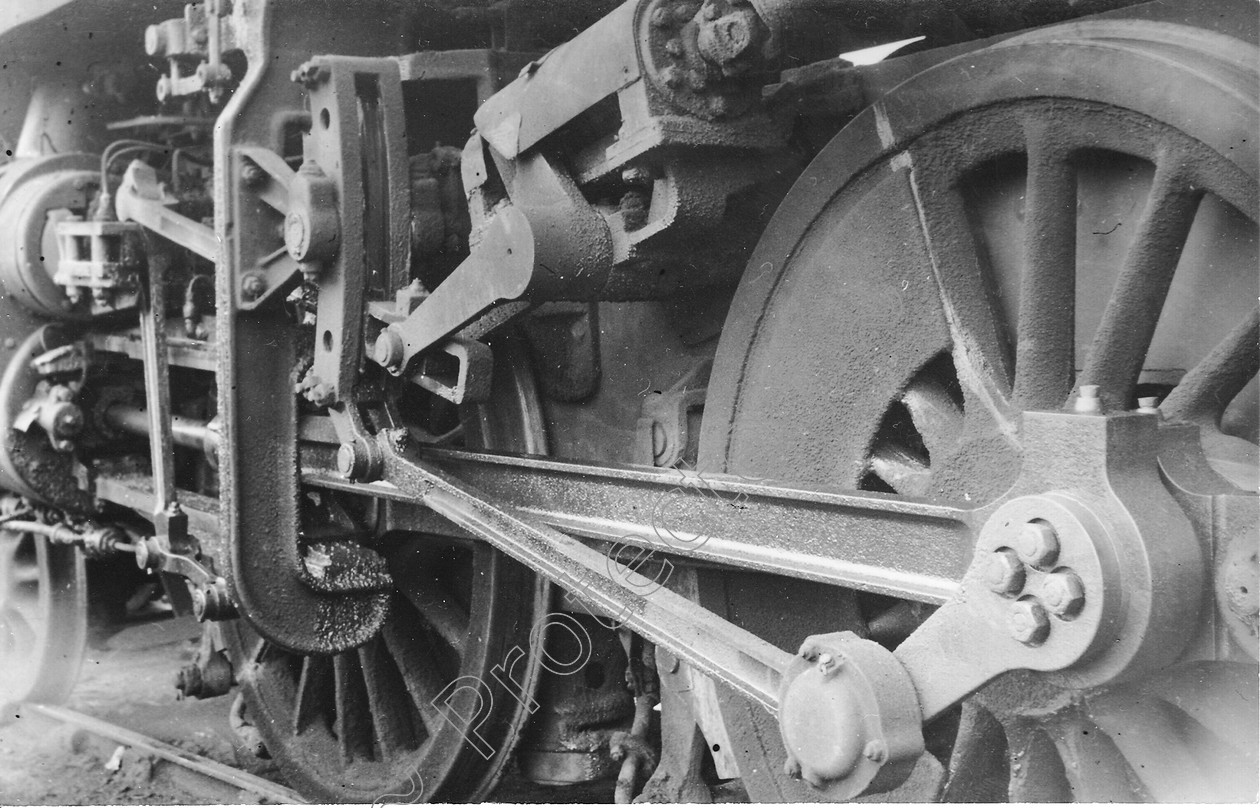 WD0692 
 ENGINE CLASS: Moguls 2-6-0 ENGINE NUMBER: 76075 LOCATION: DATE: COMMENTS: 
 Keywords: 76075, Cooperline, Moguls 2-6-0, Steam, WD Cooper, locomotives, railway photography, trains