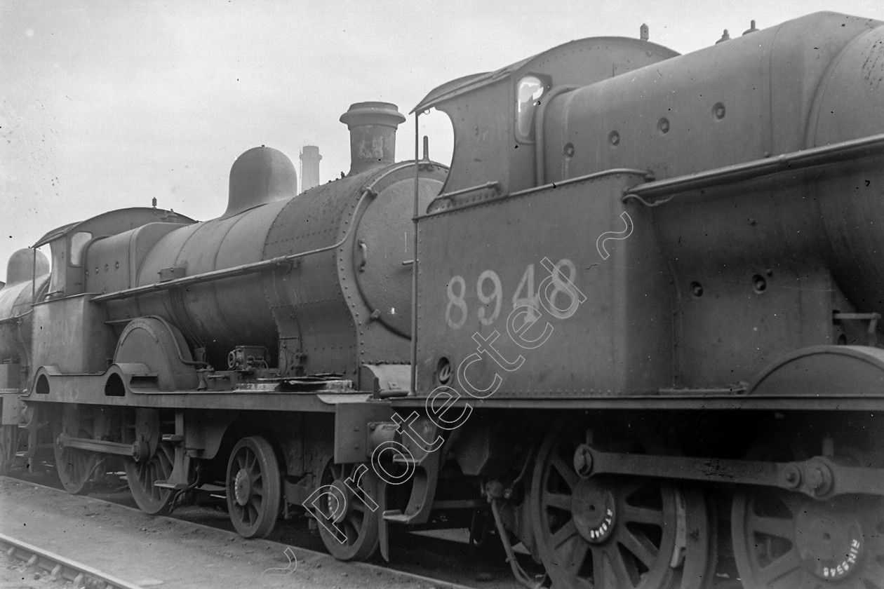 WD0941 
 ENGINE CLASS: L.N.W.R. ENGINE NUMBER: 25297 LOCATION: Crewe DATE: 00.07.1949 COMMENTS: 
 Keywords: 00.07.1949, 25297, Cooperline, Crewe, L.N.W.R., Steam, WD Cooper, locomotives, railway photography, trains