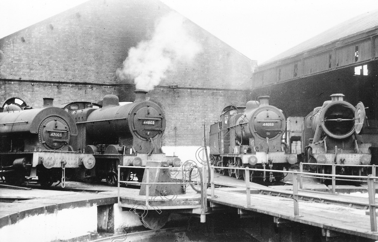 WD0723 
 ENGINE CLASS: Class 4 0-6-0 ENGINE NUMBER: 44603 LOCATION: Hasland DATE: 12 June 1961 COMMENTS: 
 Keywords: 12 June 1961, 44603, Class 4 0-6-0, Cooperline, Hasland, Steam, WD Cooper, locomotives, railway photography, trains