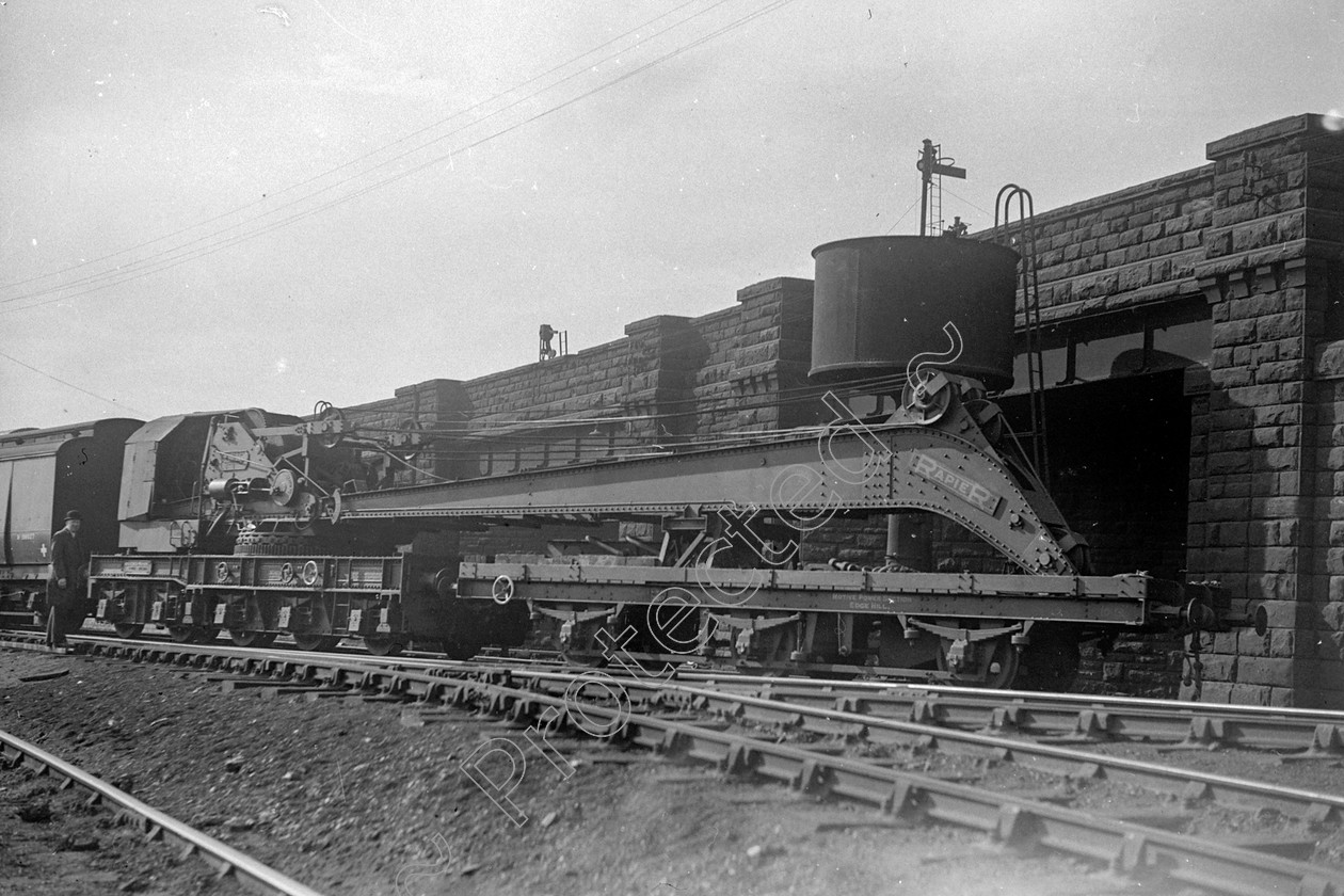 WD2769 
 ENGINE CLASS: Motive Power depots and cranes ENGINE NUMBER: LOCATION: Edgehill DATE: 12 July 1950 COMMENTS: 
 Keywords: 12 July 1950, Cooperline, Edgehill, Motive Power depots and cranes, Steam, WD Cooper, locomotives, railway photography, trains