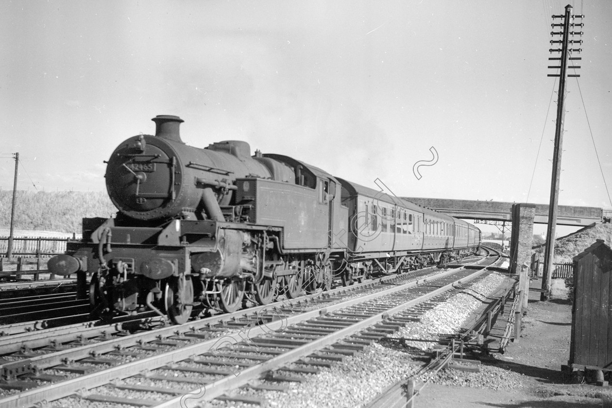 WD1050 
 ENGINE CLASS: 2-6-4 Tanks ENGINE NUMBER: 42465 LOCATION: Winwick DATE: 08 August 1962 COMMENTS: 
 Keywords: 08 August 1962, 2-6-4 Tanks, 42465, Cooperline, Steam, WD Cooper, Winwick, locomotives, railway photography, trains