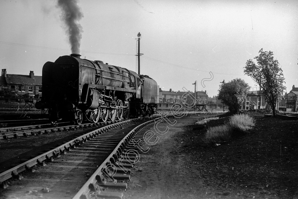 WD2646 
 ENGINE CLASS: BR Class 9 ENGINE NUMBER: 92080 LOCATION: Patricroft DATE: COMMENTS: 
 Keywords: 92080, BR Class 9, Cooperline, Patricroft, Steam, WD Cooper, locomotives, railway photography, trains