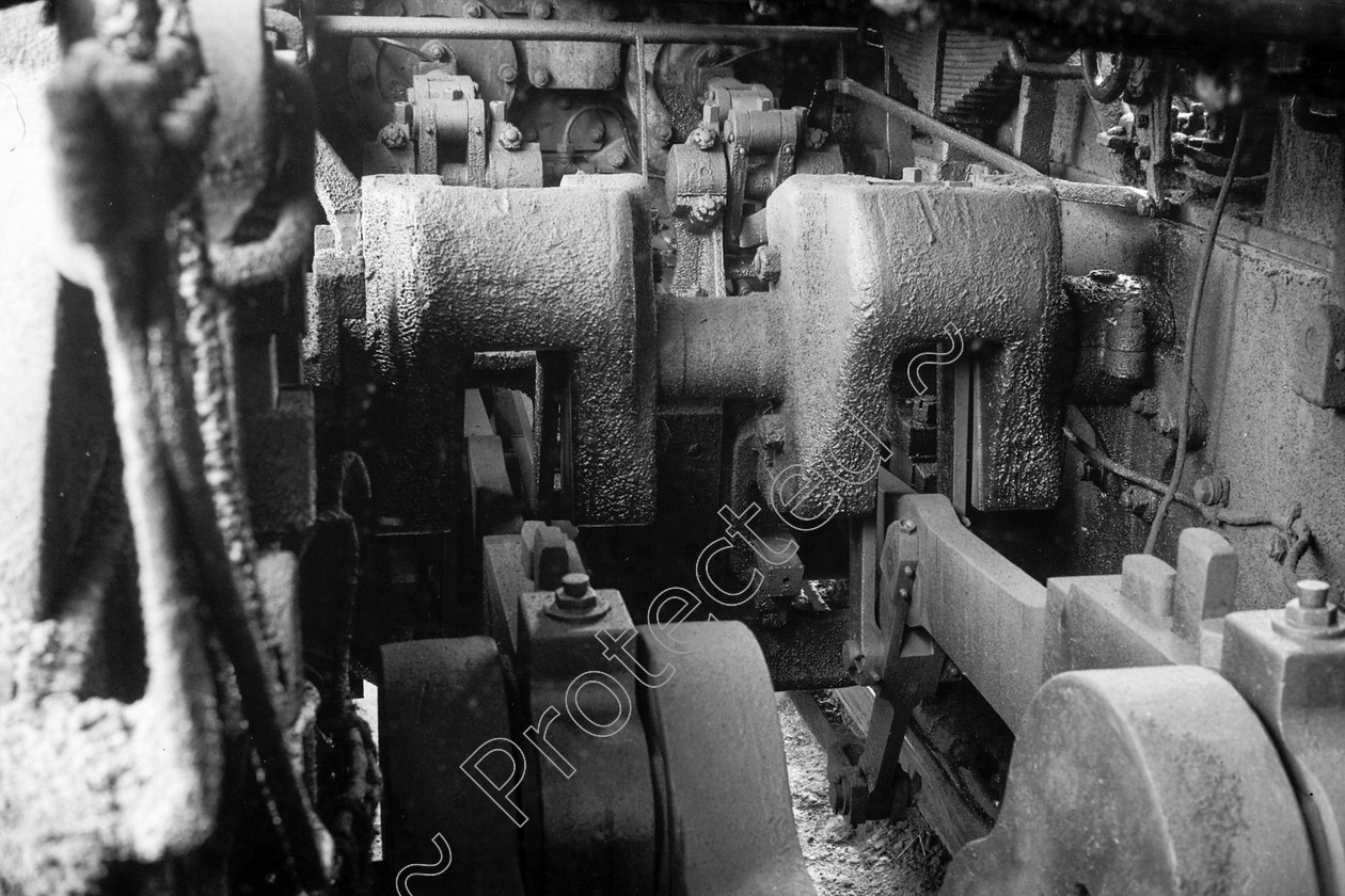 WD0992 
 ENGINE CLASS: MISC ENGINE NUMBER: 49335 LOCATION: DATE: 16 October 1962 COMMENTS: 
 Keywords: 16 October 1962, 49335, Cooperline, MISC, Steam, WD Cooper, locomotives, railway photography, trains