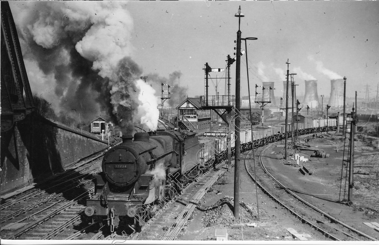 WD0620 
 ENGINE CLASS: Moguls 2-6-0 ENGINE NUMBER: 42724 LOCATION: Brindle Heath DATE: 13 April 1962 COMMENTS: 
 Keywords: 13 April 1962, 42724, Brindle Heath, Cooperline, Moguls 2-6-0, Steam, WD Cooper, locomotives, railway photography, trains