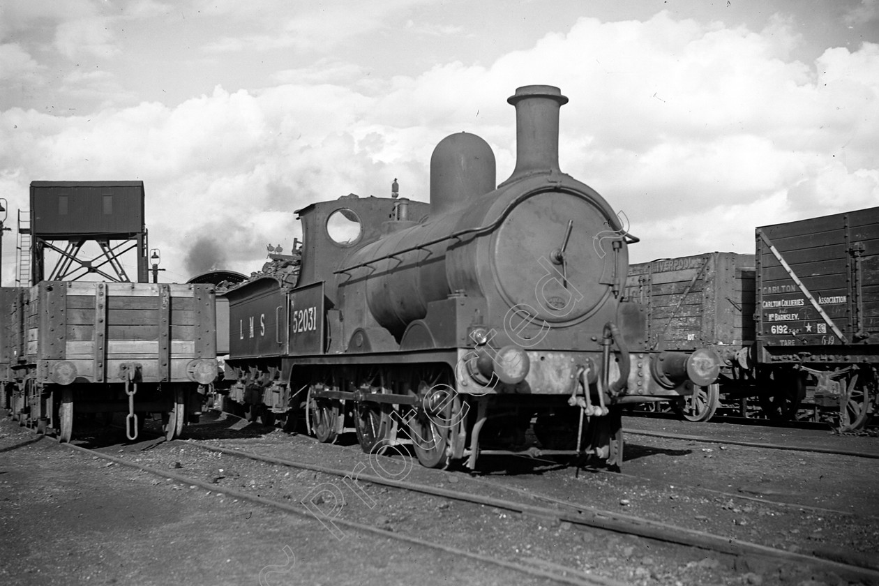 WD0836 
 ENGINE CLASS: Lancashire and Yorkshire ENGINE NUMBER: 52031 LOCATION: Patricroft DATE: 00.00.1948 COMMENTS: 
 Keywords: 00.00.1948, 52031, Cooperline, Lancashire and Yorkshire, Patricroft, Steam, WD Cooper, locomotives, railway photography, trains