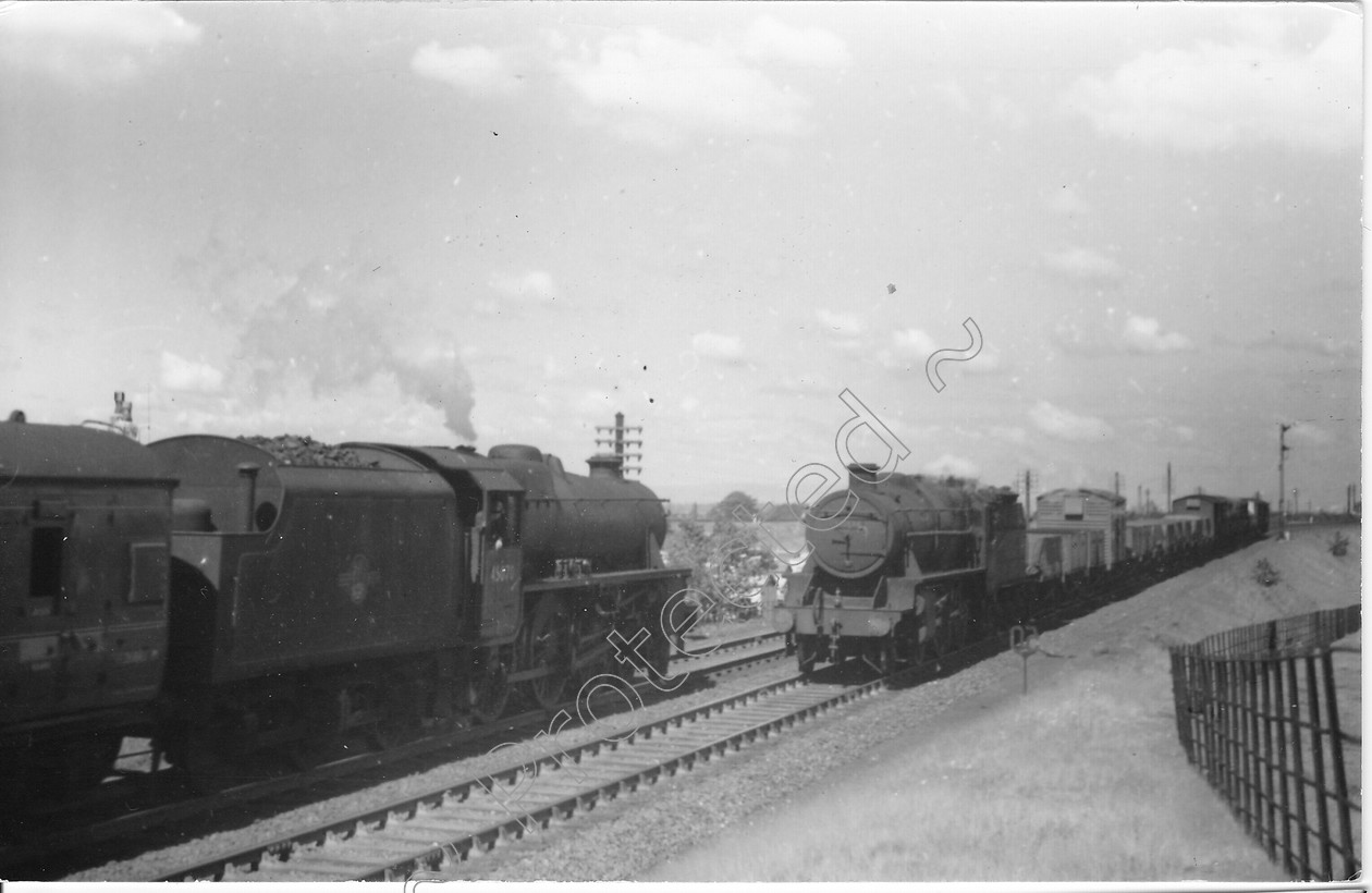 WD0684 
 ENGINE CLASS: Moguls 2-6-0 ENGINE NUMBER: 42976 LOCATION: Moore DATE: 08 August 1960 COMMENTS: 
 Keywords: 08 August 1960, 42976, Cooperline, Moguls 2-6-0, Moore, Steam, WD Cooper, locomotives, railway photography, trains