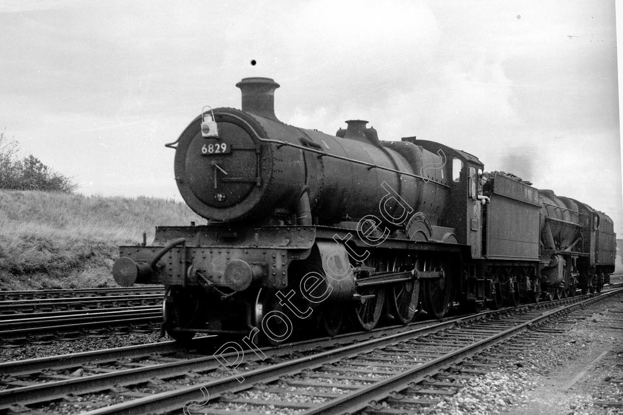 WD2819 
 ENGINE CLASS: GWR ENGINE NUMBER: 6829 LOCATION: near Chester DATE: 19 October 1963 COMMENTS: 
 Keywords: 19 October 1963, 6829, Cooperline, GWR, Near Chester, Steam, WD Cooper, locomotives, railway photography, trains