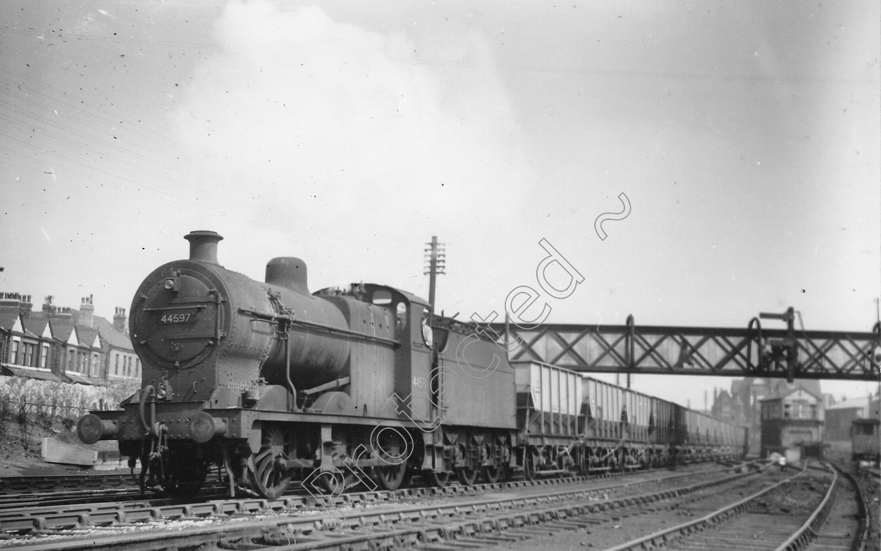 WD0728 
 ENGINE CLASS: Class 4 0-6-0 ENGINE NUMBER: 44597 LOCATION: Patricroft DATE: 22 April 1960 COMMENTS: 
 Keywords: 22 April 1960, 44597, Class 4 0-6-0, Cooperline, Patricroft, Steam, WD Cooper, locomotives, railway photography, trains