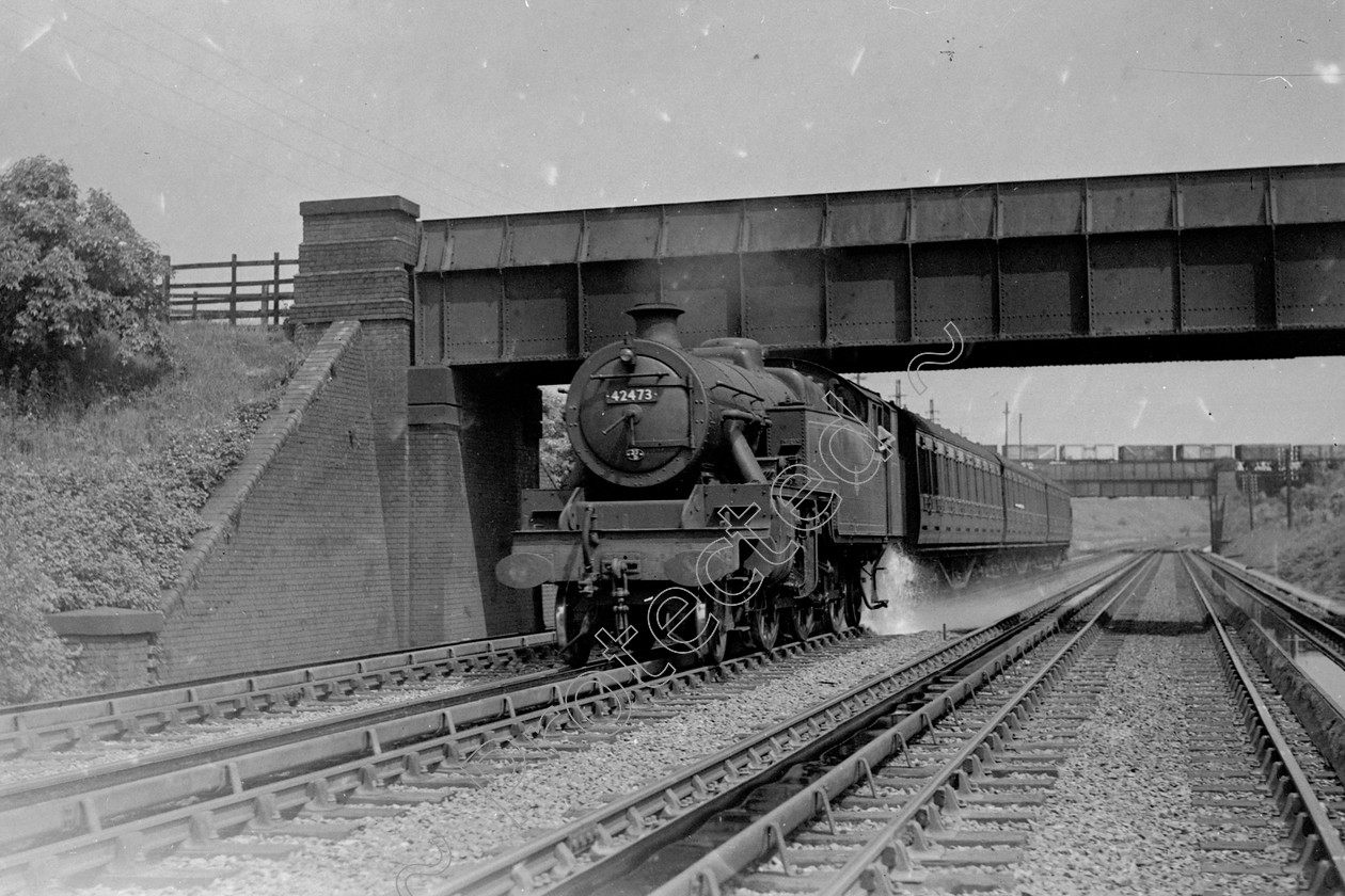 WD1052 
 ENGINE CLASS: 2-6-4 Tanks ENGINE NUMBER: 42473 LOCATION: Walkden Troughs DATE: COMMENTS: 
 Keywords: 2-6-4 Tanks, 42473, Cooperline, Steam, WD Cooper, Walkden Troughs, locomotives, railway photography, trains