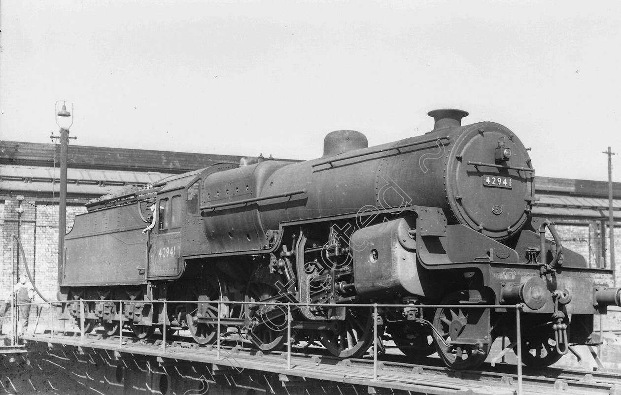 WD0670 
 ENGINE CLASS: Moguls 2-6-0 ENGINE NUMBER: 42941 LOCATION: Patricroft DATE: 23 May 1959 COMMENTS: 
 Keywords: 23 May 1959, 42941, Cooperline, Moguls 2-6-0, Patricroft, Steam, WD Cooper, locomotives, railway photography, trains