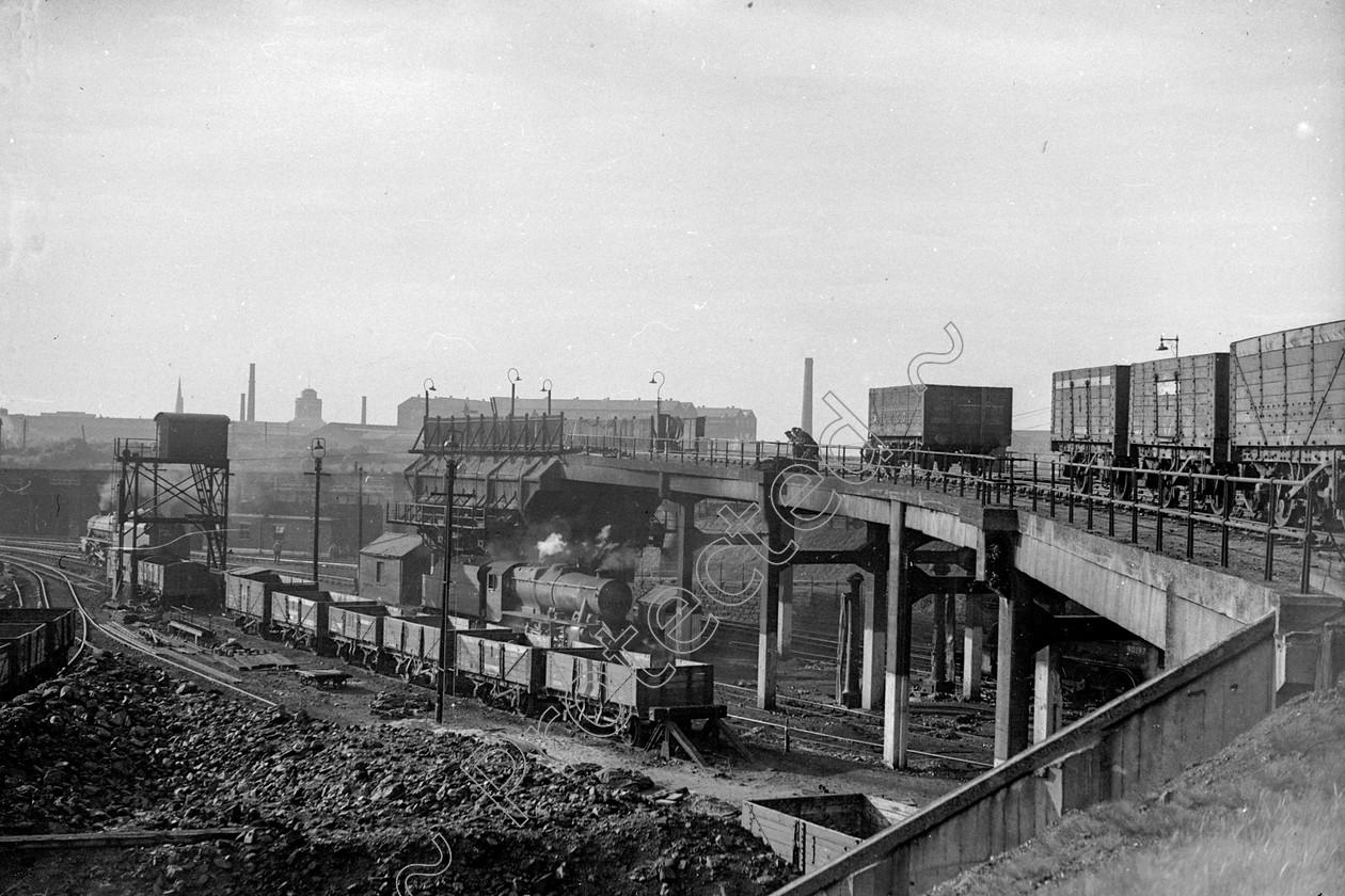 WD2751 
 ENGINE CLASS: Motive Power depots and cranes ENGINE NUMBER: LOCATION: Edgehill DATE: 12 July 1950 COMMENTS: 
 Keywords: 12 July 1950, Cooperline, Edgehill, Motive Power depots and cranes, Steam, WD Cooper, locomotives, railway photography, trains