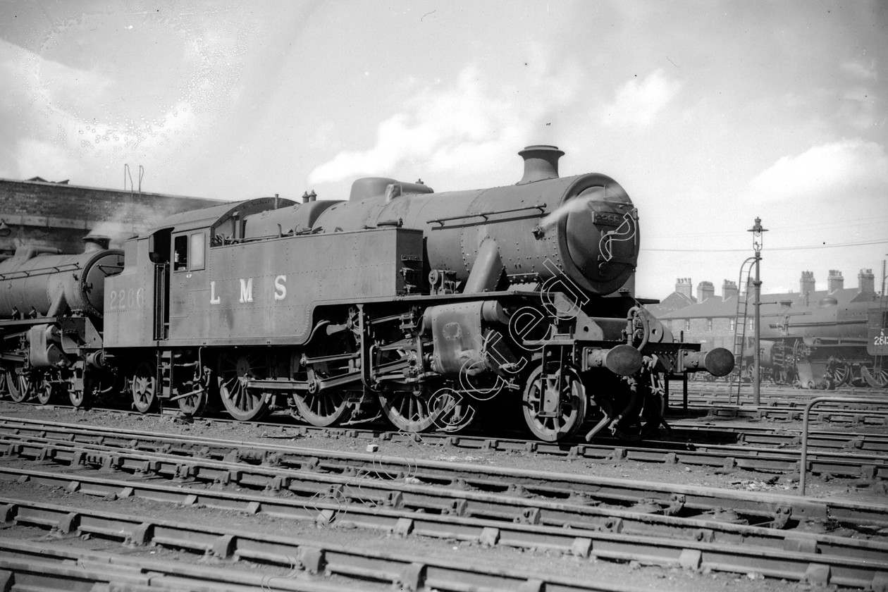 WD1020 
 ENGINE CLASS: 2-6-4 Tanks ENGINE NUMBER: 2266 LOCATION: Stafford DATE: 25 August 1948 COMMENTS: 
 Keywords: 2-6-4 Tanks, 2266, 25 August 1948, Cooperline, Stafford, Steam, WD Cooper, locomotives, railway photography, trains