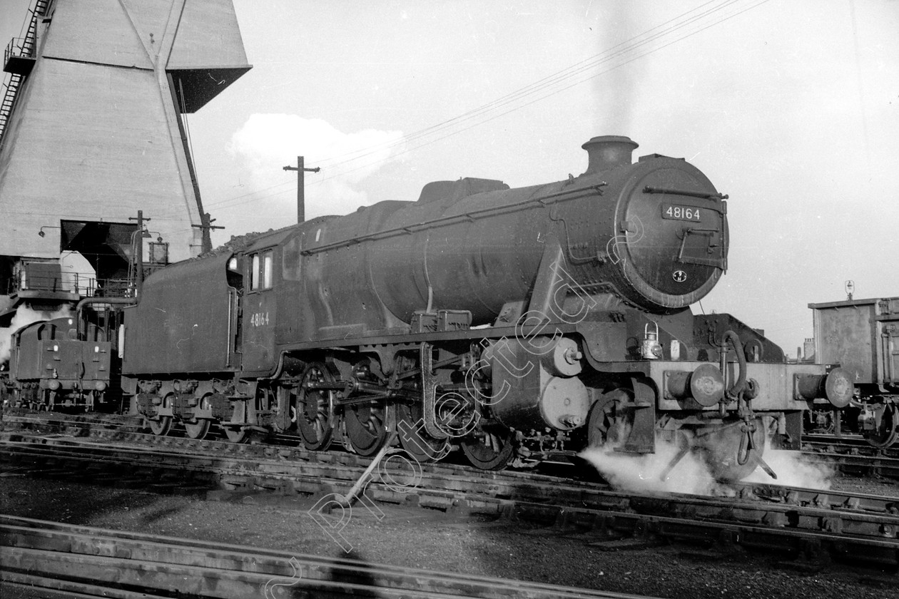 WD2019 
 ENGINE CLASS: Stanier Class 8 2-8-0 ENGINE NUMBER: 48164 LOCATION: Patricroft DATE: COMMENTS: 
 Keywords: 48164, Cooperline, Patricroft, Stanier Class 8 2-8-0, Steam, WD Cooper, locomotives, railway photography, trains