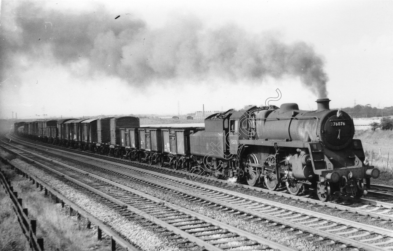 WD0695 
 ENGINE CLASS: Moguls 2-6-0 ENGINE NUMBER: 76076 LOCATION: Winwick DATE: 29 August 1963 COMMENTS: 
 Keywords: 29 August 1963, 76076, Cooperline, Moguls 2-6-0, Steam, WD Cooper, Winwick, locomotives, railway photography, trains