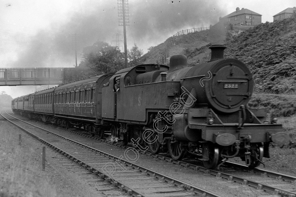 WD1001 
 ENGINE CLASS: 2-6-4 Tanks ENGINE NUMBER: 2322 LOCATION: Clifton DATE: 11 October 1945 COMMENTS: 
 Keywords: 11 October 1945, 2-6-4 Tanks, 2322, Clifton, Cooperline, Steam, WD Cooper, locomotives, railway photography, trains