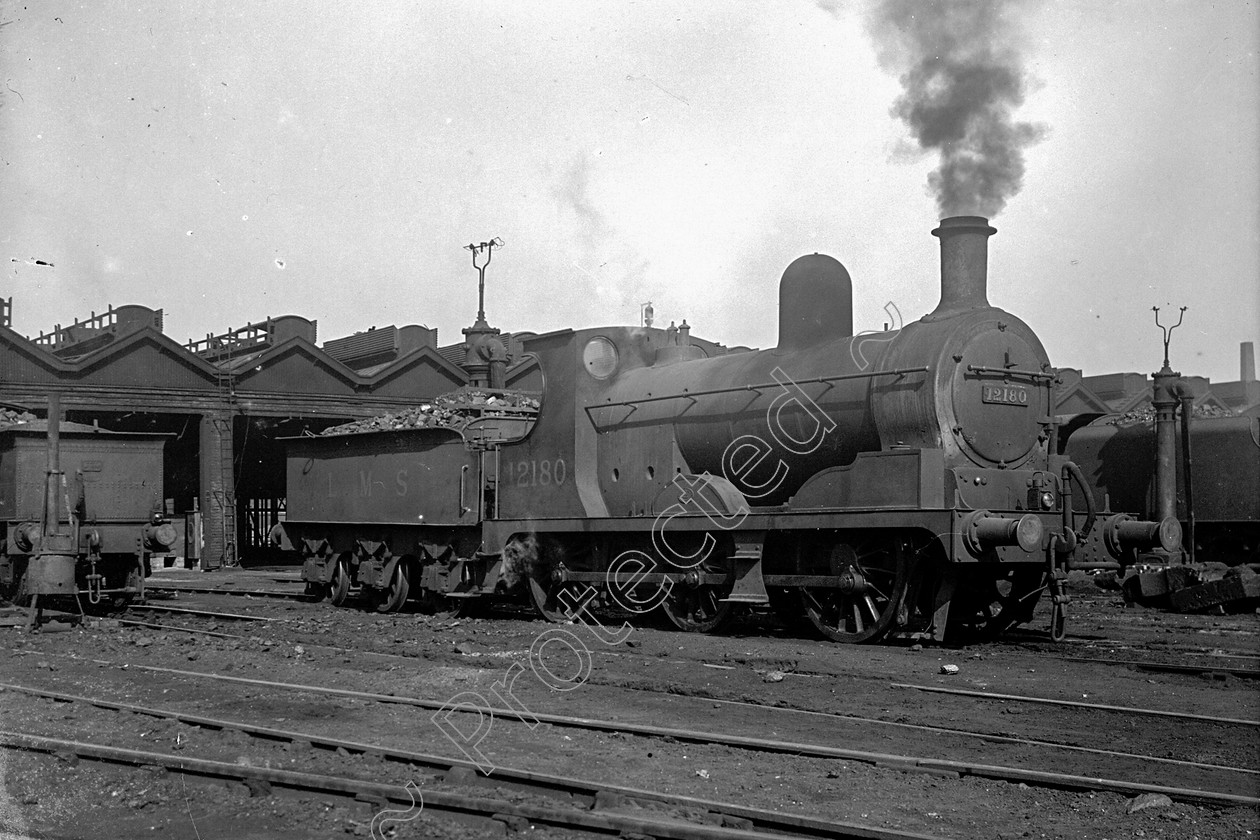 WD0868 
 ENGINE CLASS: Lancashire and Yorkshire ENGINE NUMBER: 12180 LOCATION: Newton Heath DATE: COMMENTS: 
 Keywords: 12180, Cooperline, Lancashire and Yorkshire, Newton Heath, Steam, WD Cooper, locomotives, railway photography, trains